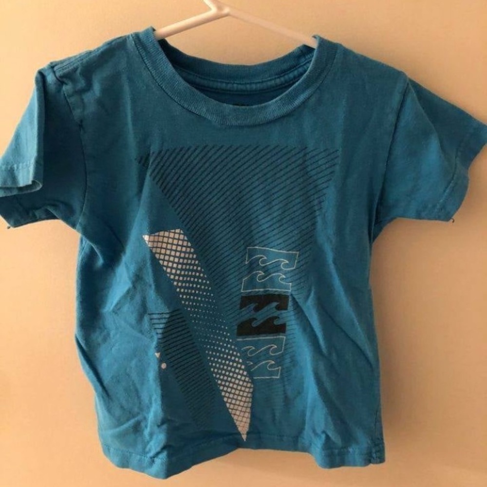 Boys T Shirt (Billabong) - Size
2T